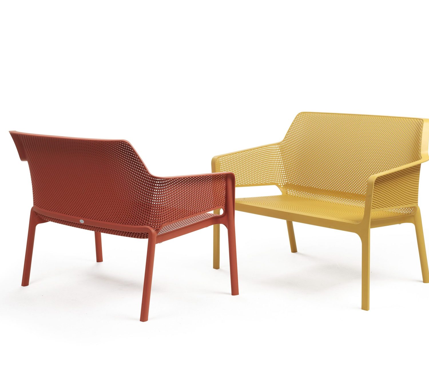 Nardi_chairs_NETbench_corallo_senape_still life9_HR